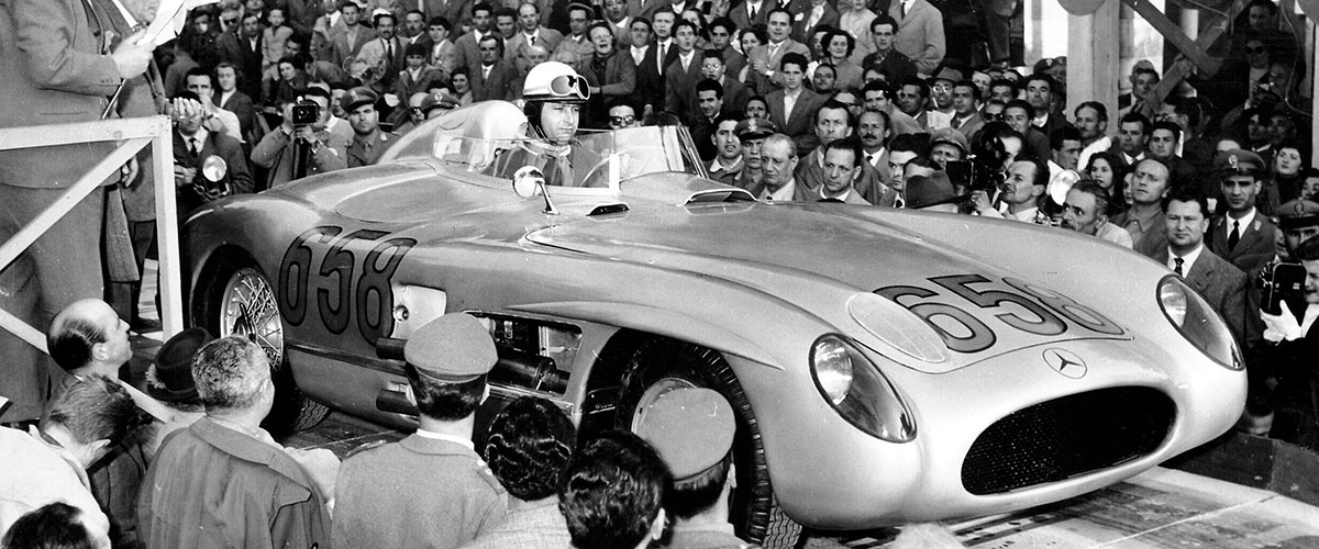 mille-miglia-juan-manuel-fangio-mercedes-benz-300-slr-1955